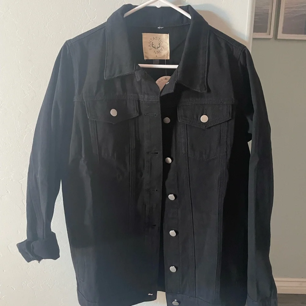 Black Denim Jean Jacket w/ Graphic Print "Stay Wild " - Picture 3 of 4